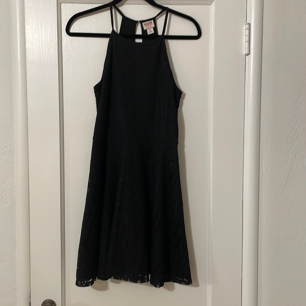 Black midi lace dress